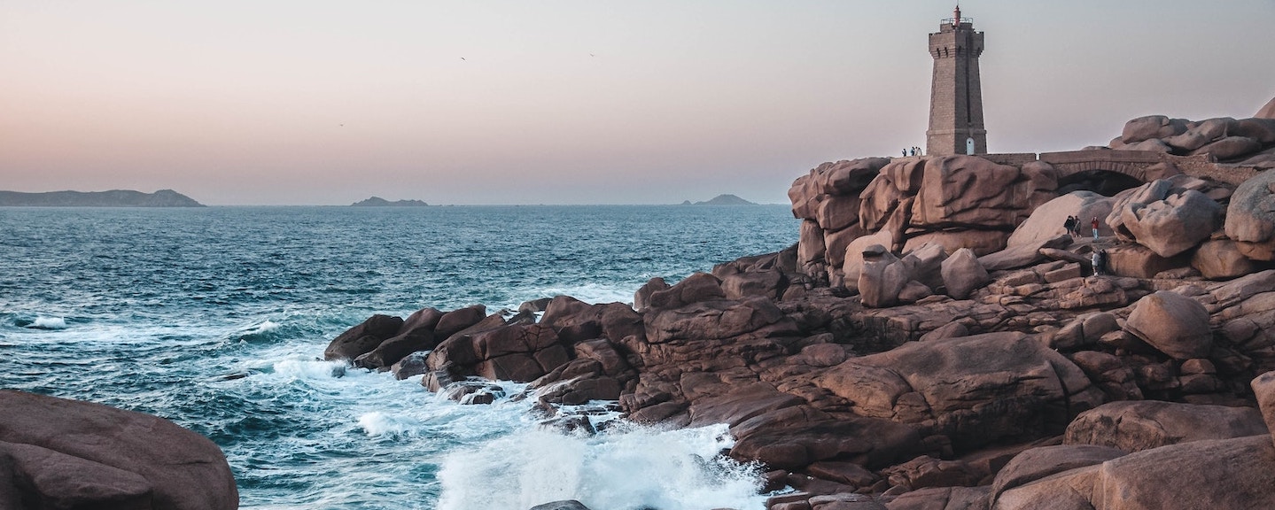 Wandelen aan de kust van Bretagne